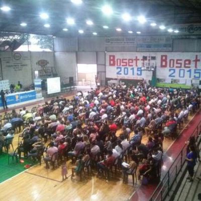 El ministro Bosetti encabez� el sorteo de viviendas de Clase Media