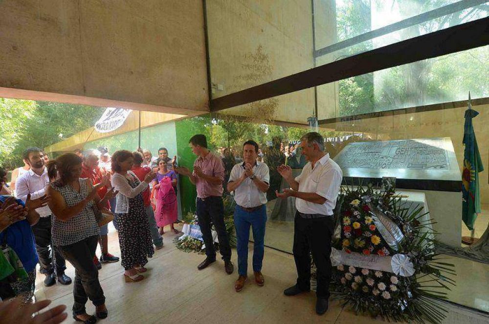 EL INTENDENTE DAR�O D�AZ P�REZ EN EL HOMENAJE AL PERONISMO, A 69 A�OS DEL PRIMER TRIUNFO ELECTORAL