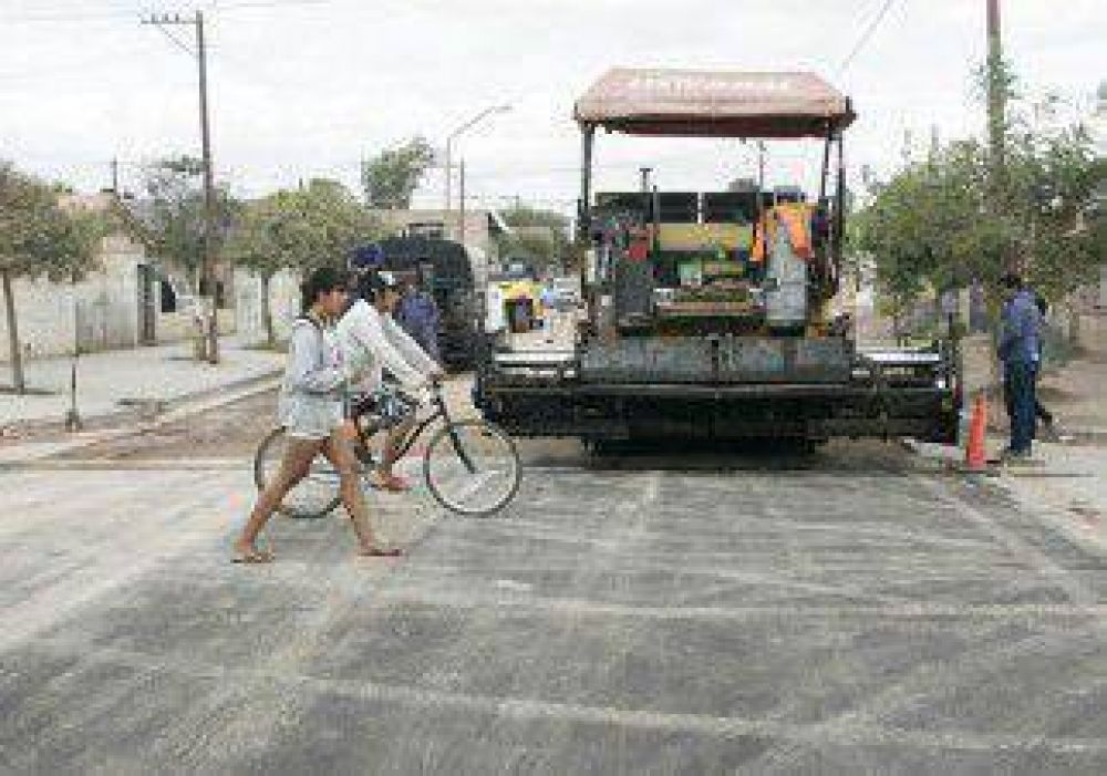 Reformas en la zona comercial de Centenario 