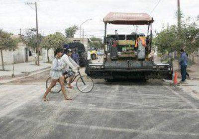 Reformas en la zona comercial de Centenario 