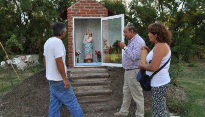 El intendente realiz� una visita a Lin Calel