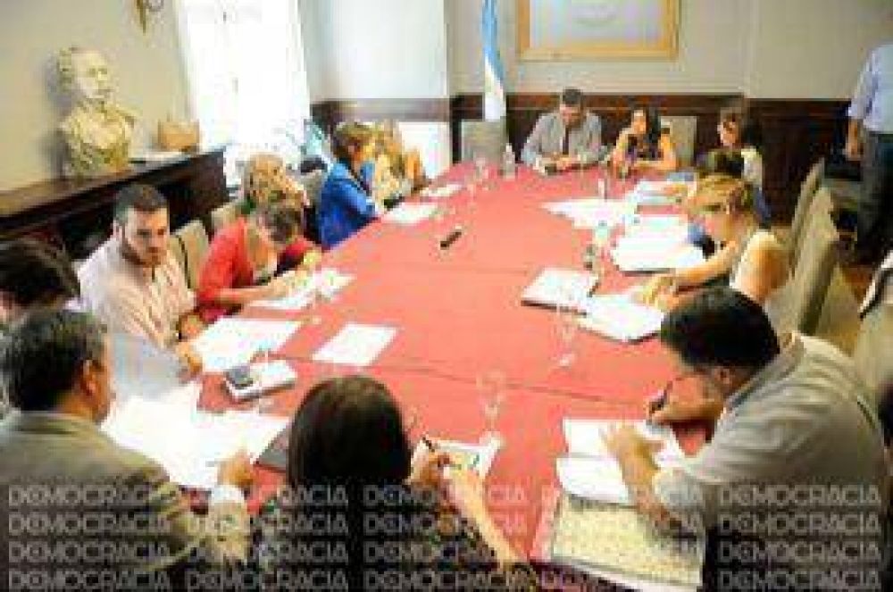 El 5 de marzo, la Unnoba elige al rector para el per�odo 2015-2019