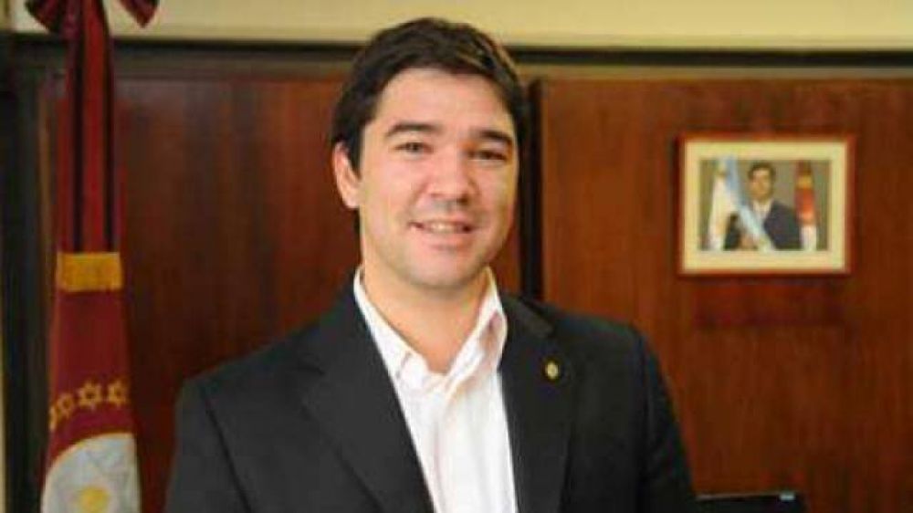 M�s de dos mil agentes provinciales pasar�n a planta permanente