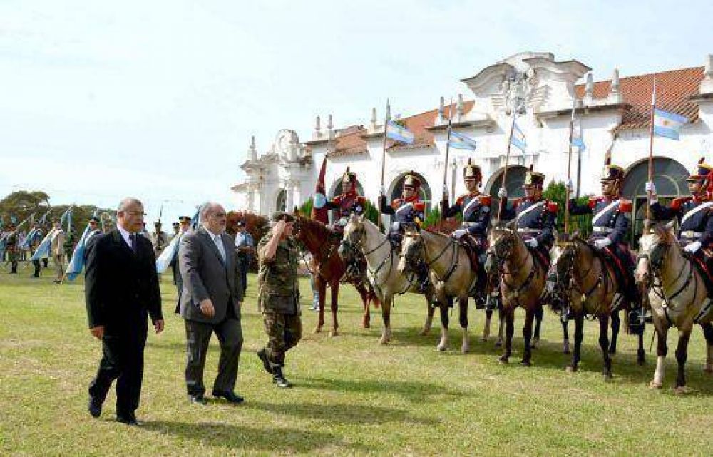 En Yapey�, Corrientes honr� a San Mart�n instando a seguir su ejemplo