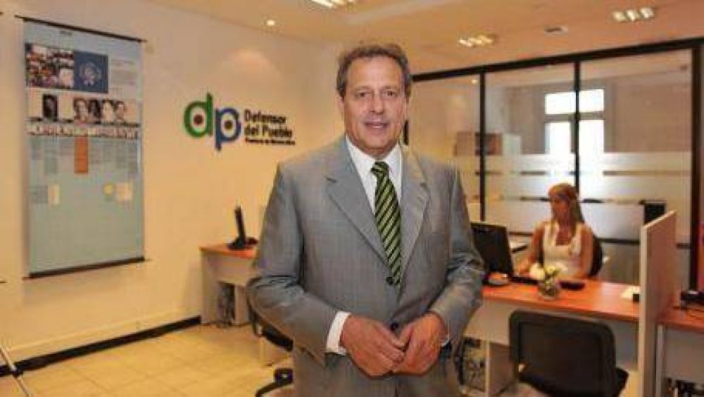 Carlos Bonicatto dej de ser el Defensor del Pueblo