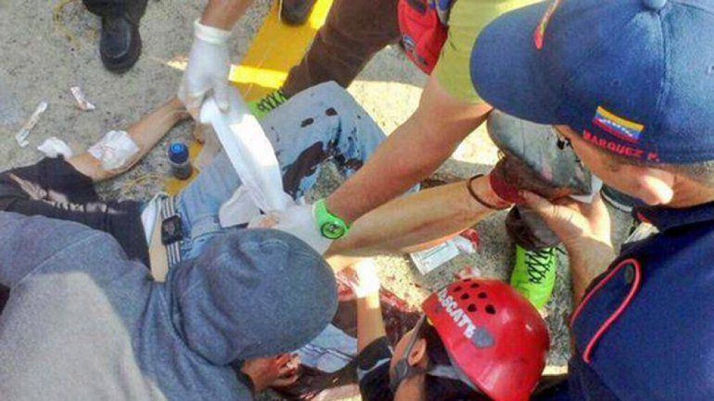 La Polic�a chavista reprimi� una protesta opositora en M�rida: ya hay cinco heridos