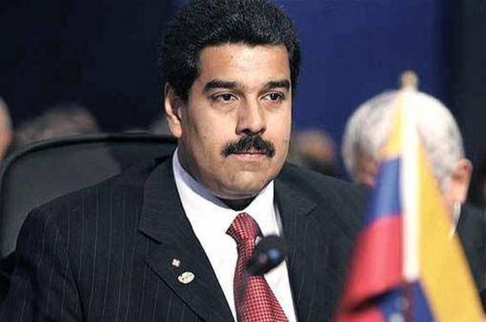 Maduro alert� sobre un posible ataque con paramilitares