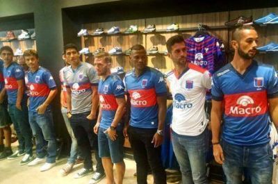 Tigre present� su nueva camiseta y sue�a con volver al triunfo 