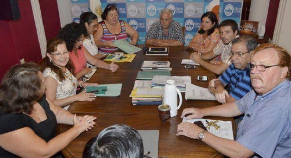 Comenzaron las paritarias municipales