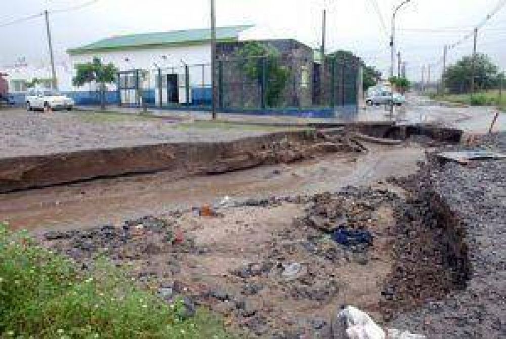 Las tormentas volvieron a traer numerosos problemas en barrios