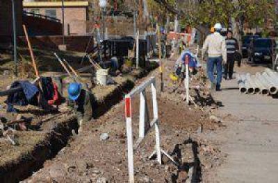 Carlos Paz: Las cloacas llegan a las casas de Villa Dom�nguez
