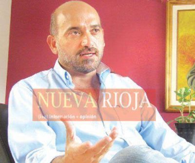 Tineo: �estamos construyendo un nuevo espacio pol�tico�
