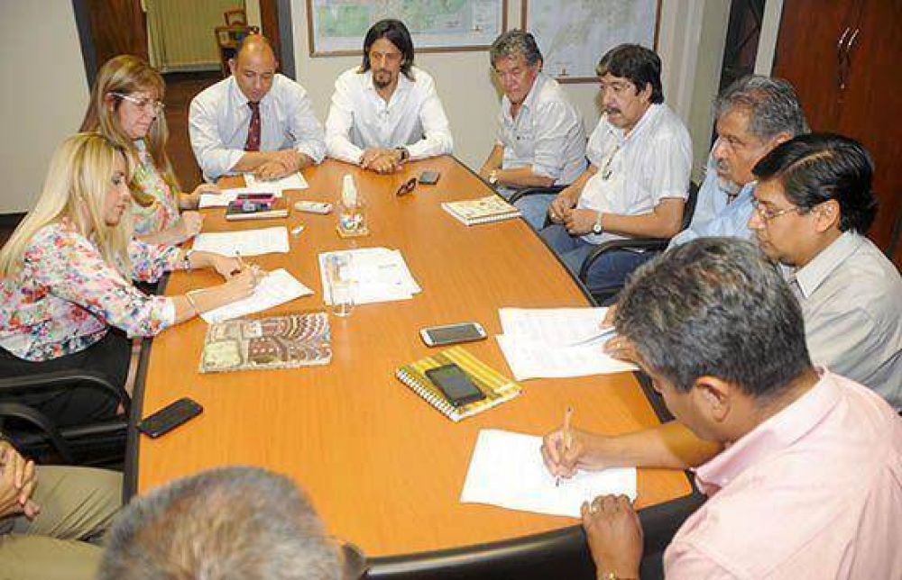 La Provincia acord� con cuatro sectores el incremento salarial del primer semestre