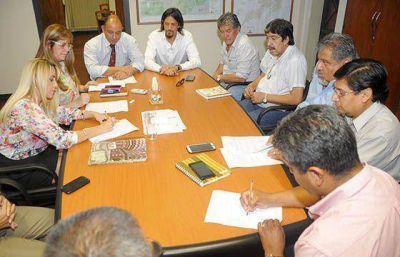 La Provincia acord� con cuatro sectores el incremento salarial del primer semestre