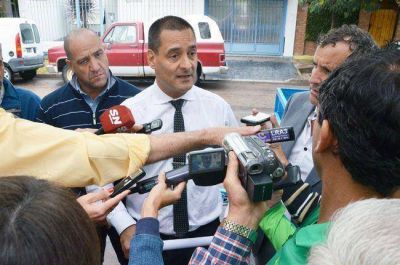 Larra�aga blanque� el arreglo con Verna