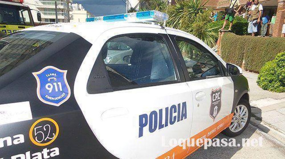 Allanan un domicilio donde vend�an marihuana: tres detenidos