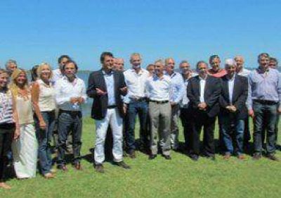 Sergio Massa reuni� a su tropa en Jun�n