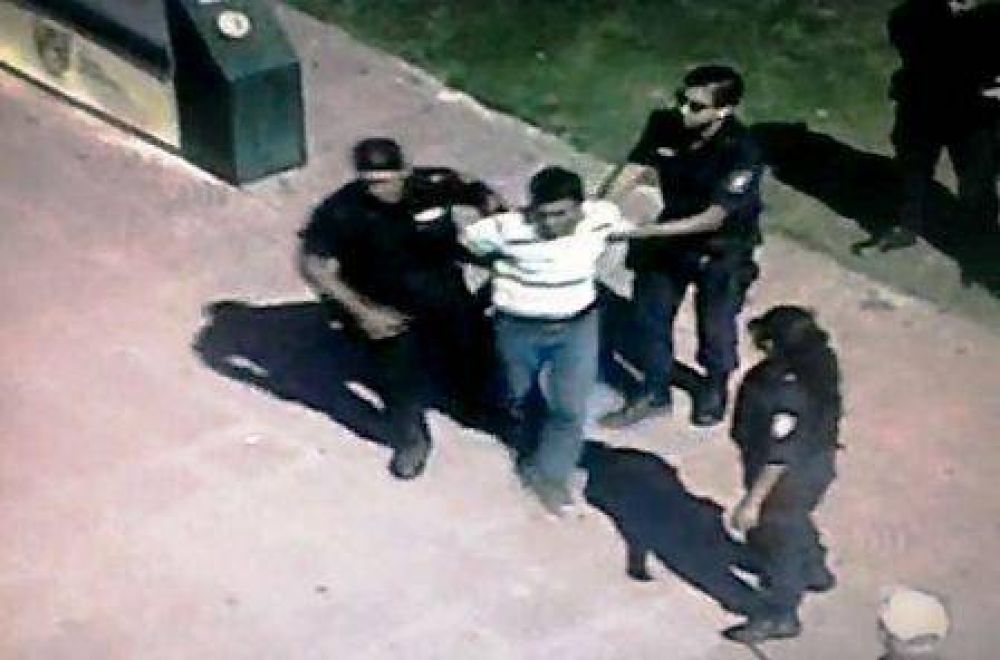 La polic�a bonaerense detuvo a Concejal del FPV de Tigre Federico Ugo 