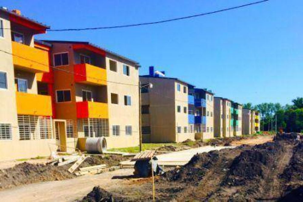 Tigre avanza en la construcci�n de viviendas en el Barrio Alte. Brown  
