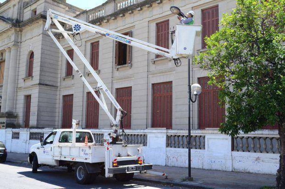 Salen a instalar 12 mil nuevas luminarias