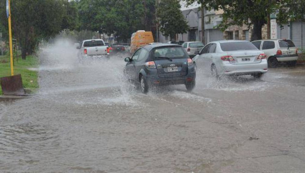 La lluvia no cesa y hay alerta meteorolgica para la provincia
