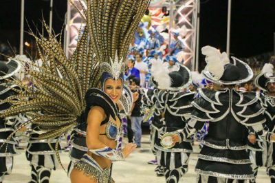 El Carnaval del Pa�s se despidi� ante la presencia de unas 17 mil personas
