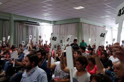 Agmer confirm� los paros y convoc� a un congreso para el lunes