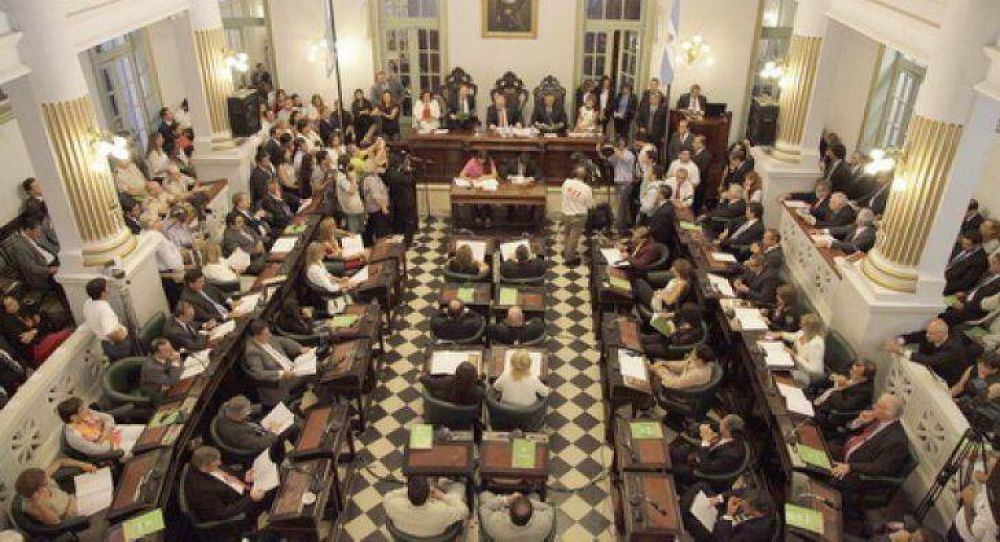 Con m�s cr�ticas al kirchnerismo, Ricardo abri� el a�o legislativo