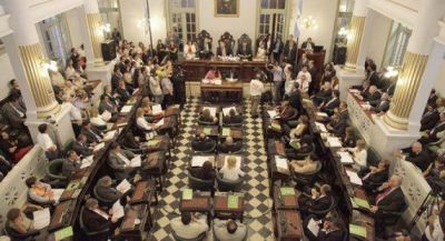 Con m�s cr�ticas al kirchnerismo, Ricardo abri� el a�o legislativo