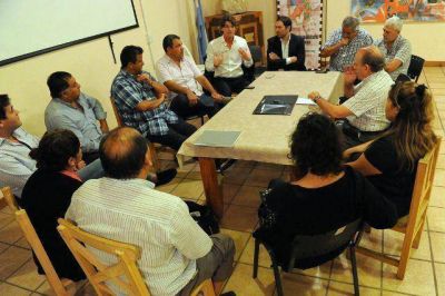 Nicol�s Scioli junt� a los referentes del PJ de San Fernando