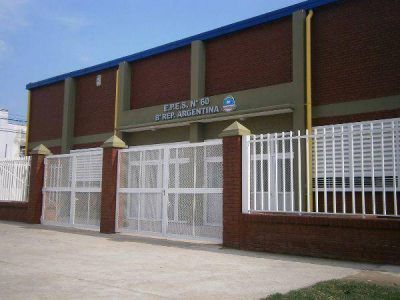 El gobernador lanza ciclo lectivo 2015 desde la populosa Jurisdicci�n Cinco