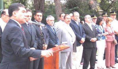 Conmemoraron 195 a�os de autonom�a provincial en La Rioja