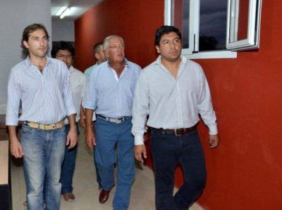 Ejecutan m�s obras educativas