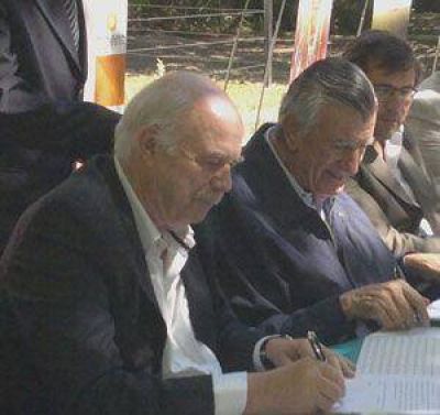 Llegan fondos para frigor�ficos y programas ganaderos