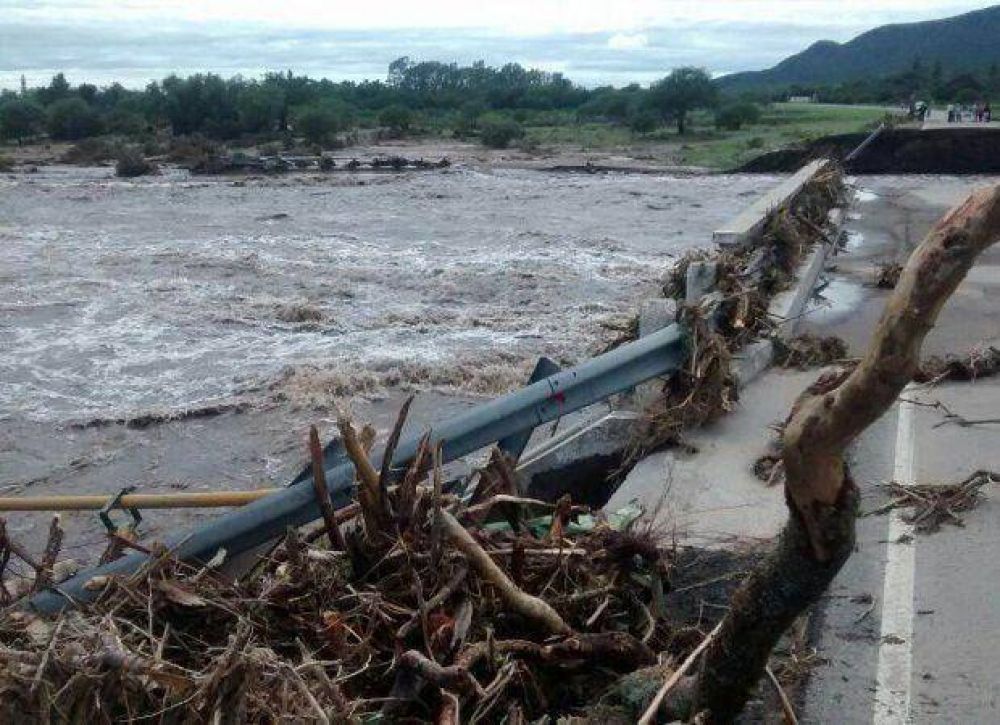 El norte sufre y batalla contra el temporal: 1 muerto, 1.000 afectados y ms de 500 evacuados