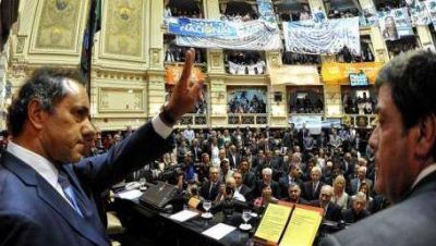 Scioli se despide de la provincia con la Asamblea Legislativa