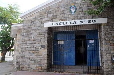 Fuerte adhesi�n al paro docente en la ciudad donde varias escuelas permanecieron cerradas