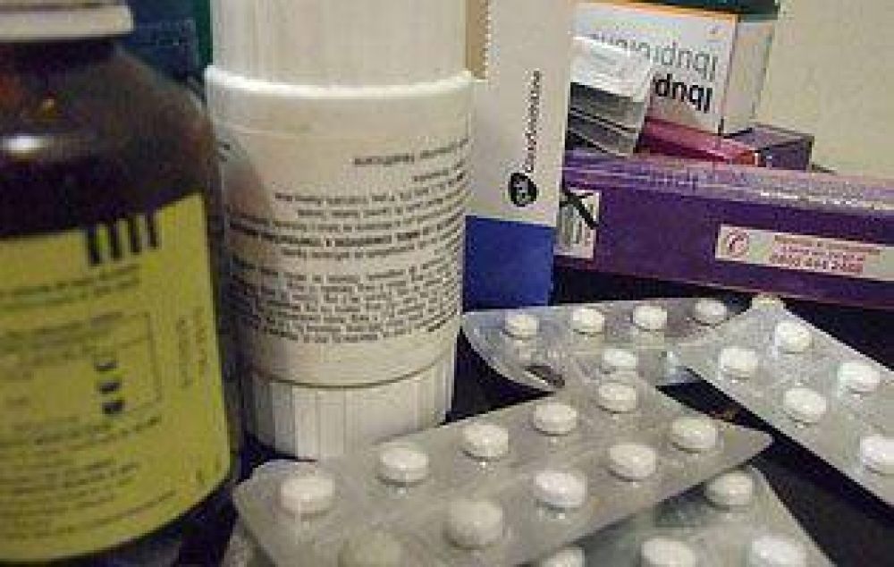 Automedicaci�n: Alertan por uso indiscriminado de medicamentos
