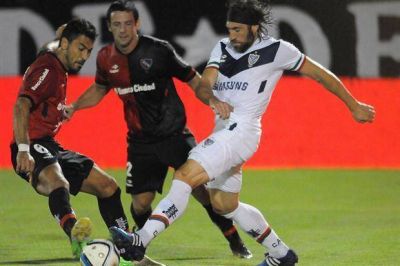 V�lez empat� sin goles ante Newell's y se qued� sin la punta del torneo
