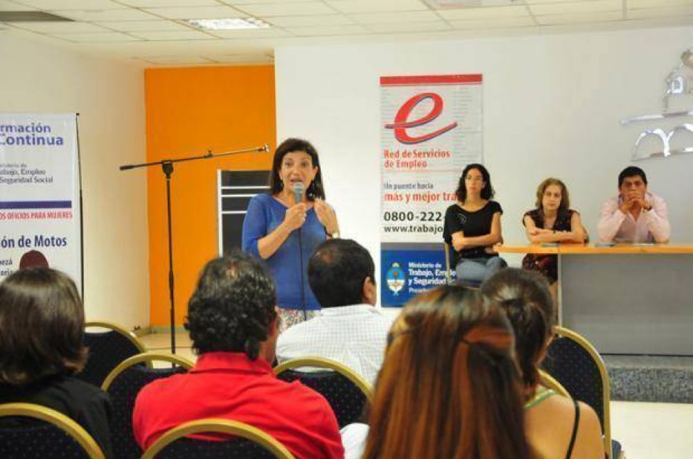 Inscriben para los talleres de orientaci�n laboral en la Oficina de Empleo