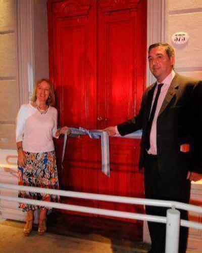 Se inaugur� la Biblioteca Universitaria