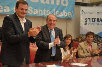Naci�n cedi� a La Pampa el campamento de Pehuen Co