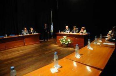 Sin qu�rum, Morelli no pudo abrir el per�odo de sesiones