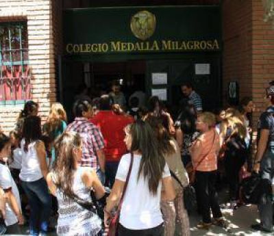 Pol�mica por la carta de un cura que apunta contra Delgado
