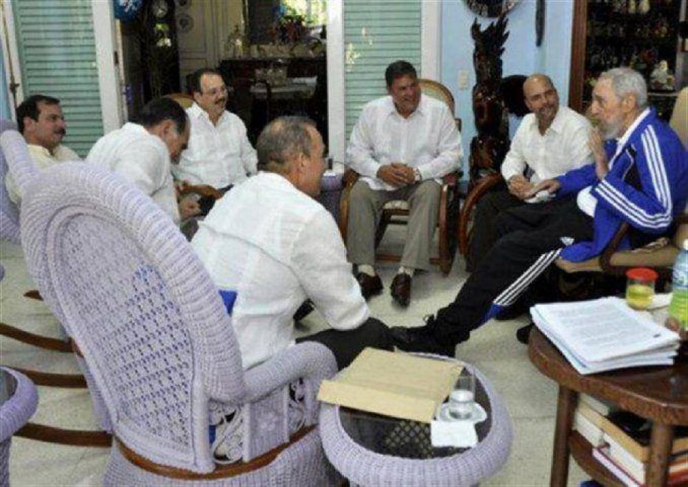 Fidel Castro recibi� a los cinco agentes que estuvieron presos en EE.UU.