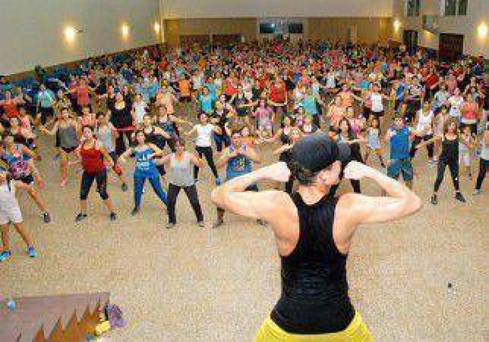 La zumba sacude cada vez ms a los cipoleos