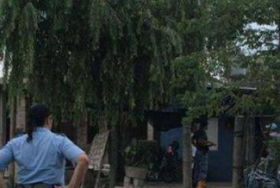 Cuatro hombres ingresaron a una vivienda, acribillaron a un joven de varios balazos en la cabeza e hirieron a su hermano
