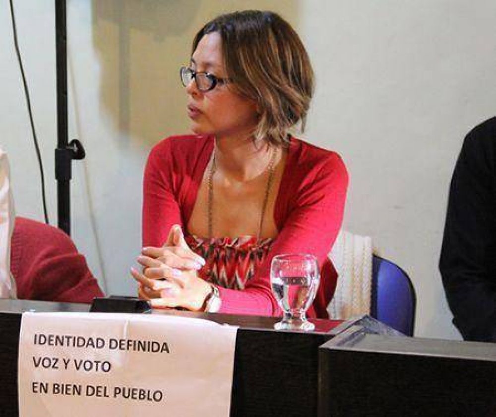 Navarro: �Ir a una marcha donde se toma partido por algo con consignas poco claras, sin convocantes definidos, es cerrar los canales de di�logo�