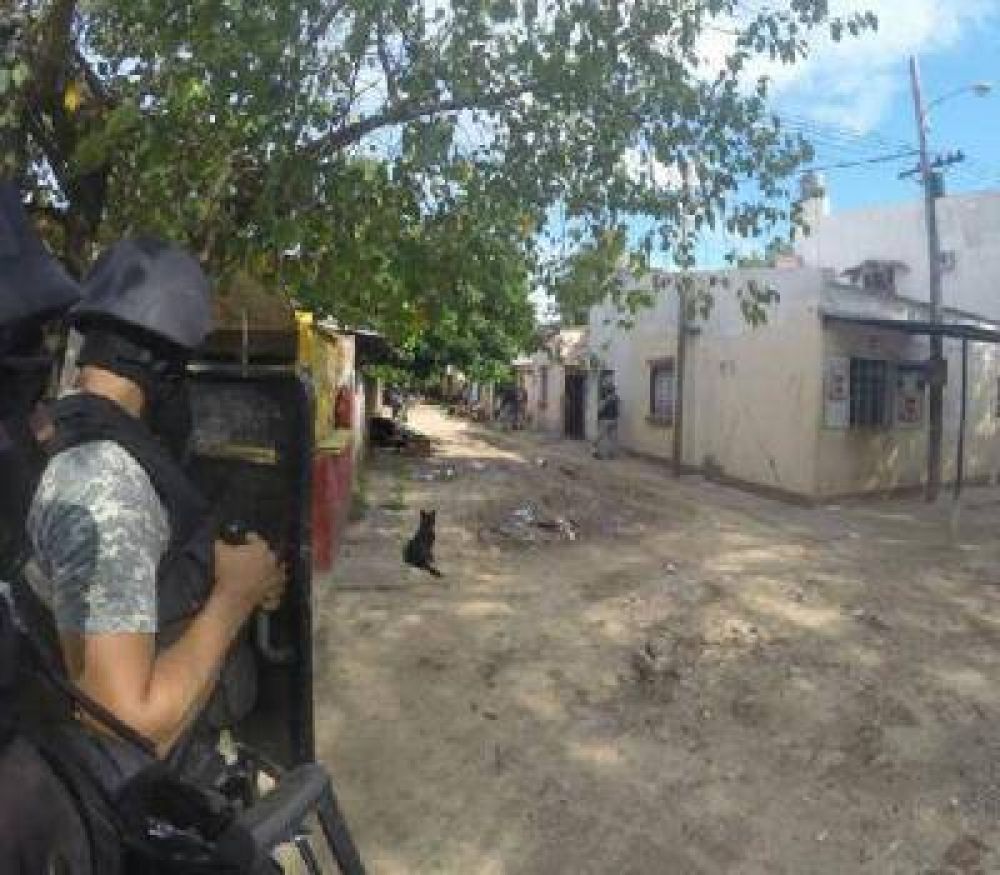 Polic�a y efectivos de infanter�a realizaron procedimientos en capital