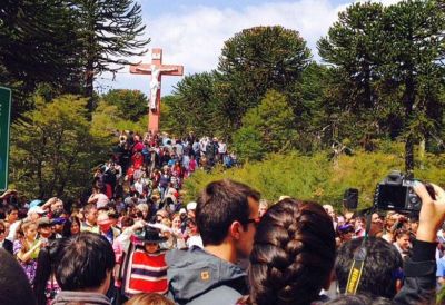 Chilenos y argentinos rezaron por la paz a los pies del Cristo del Trom�n